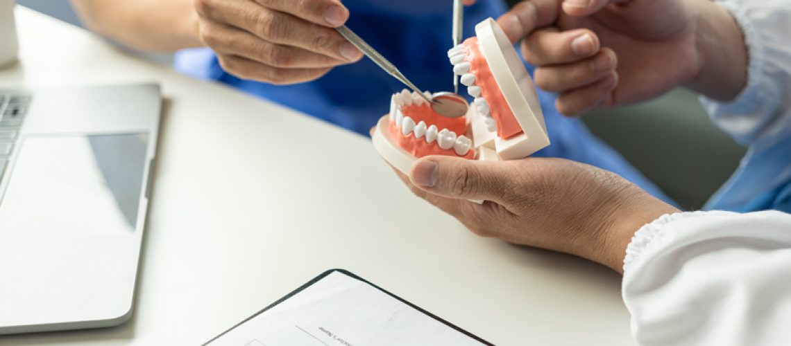 Close-up 3d model of a dental implant.